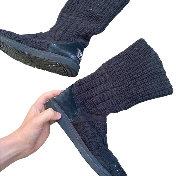 Ugg Australia Leland Cable Knit Boots With Buttons Size 6 Black - Picture 4 of 7